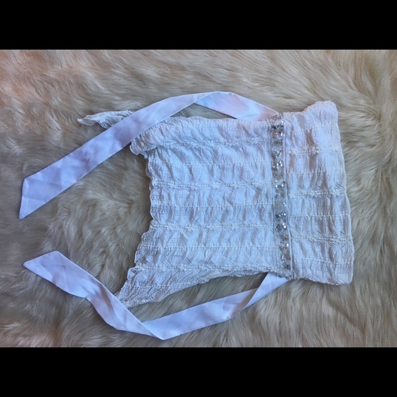 WHITE LACE STRAPLESS TOP WITH BOW - Picture 2 of 3
